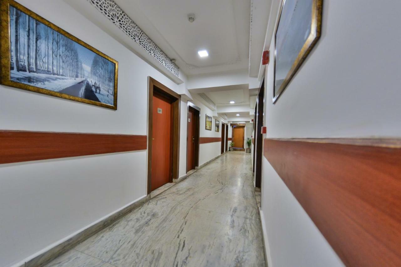 Batra Hotels And Residences Srīnagar Zewnętrze zdjęcie
