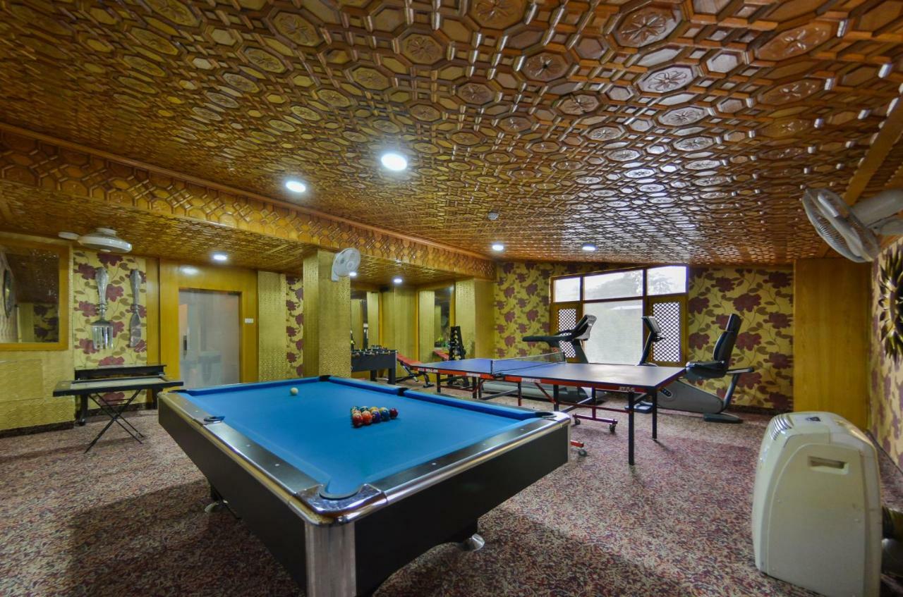 Batra Hotels And Residences Srīnagar Zewnętrze zdjęcie