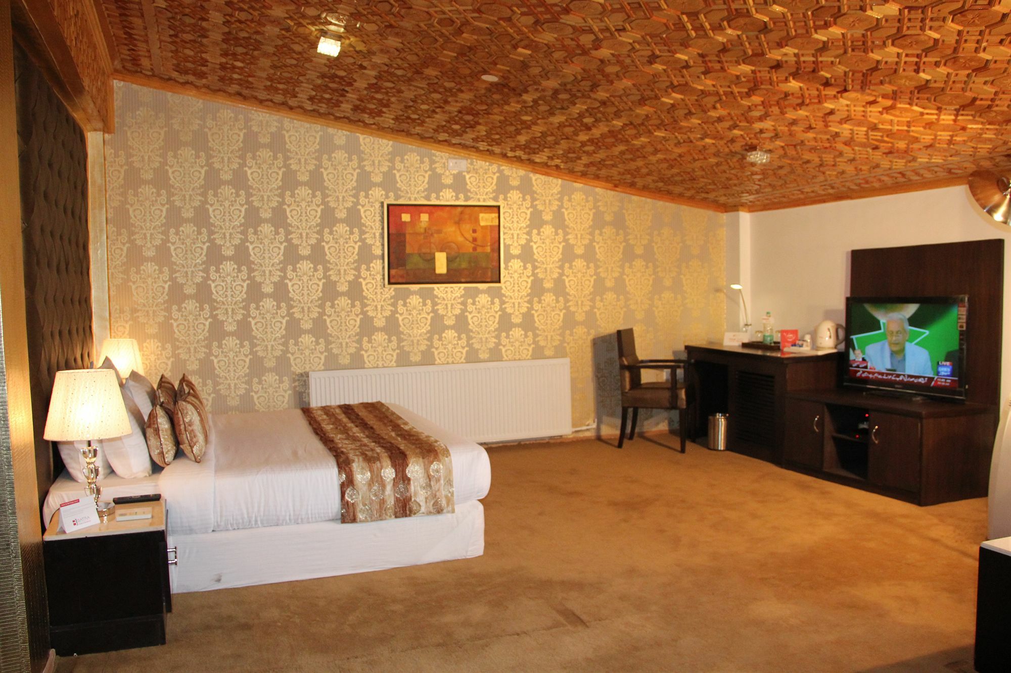 Batra Hotels And Residences Srīnagar Zewnętrze zdjęcie